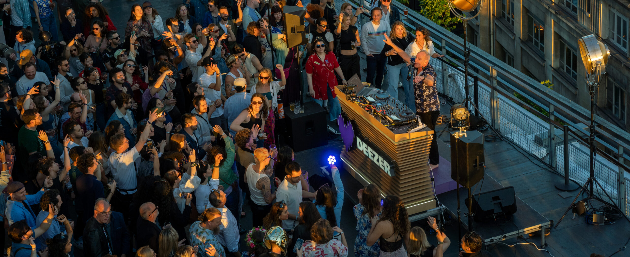 Deezer Rooftop Sessions: Icon Fatboy Slim performed an exclusive gig at ...